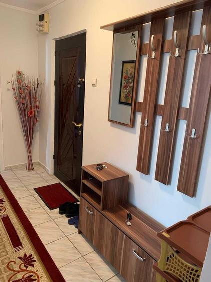 Apartament cu 2 camere decomandat în Gară