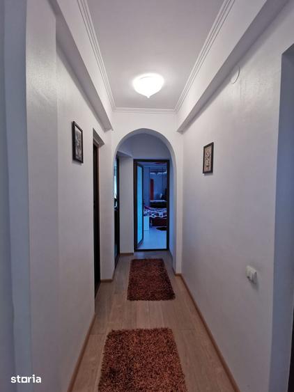 Casă cu 4 camere cu Teren 450 Mp în Central