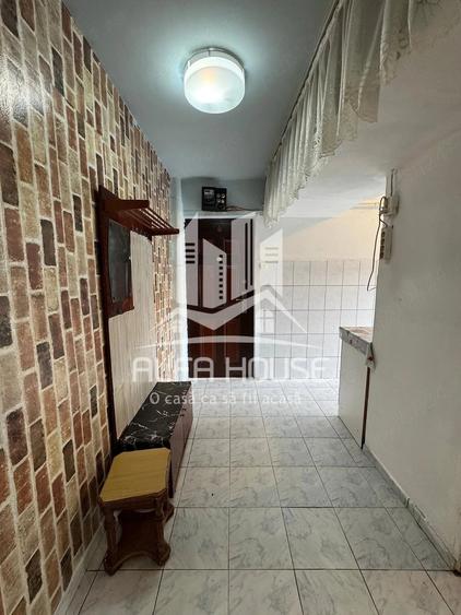 Apartament cu 2 camere nedecomandat în Govândari