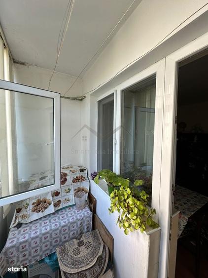 Apartament cu 3 camere decomandat în Alexandru cel Bun