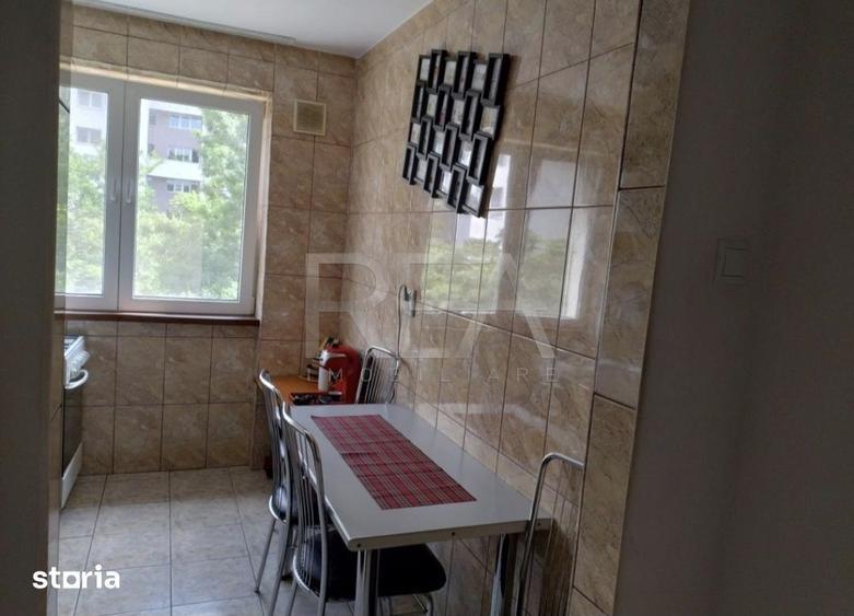 Apartament cu 2 camere semidecomandat, mobilat în Drumul Taberei — fotografia 1