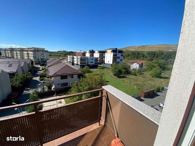 Apartament cu 3 camere în Florești