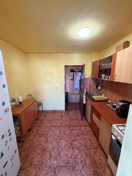 Apartament cu 2 camere decomandat în Electroprecizia