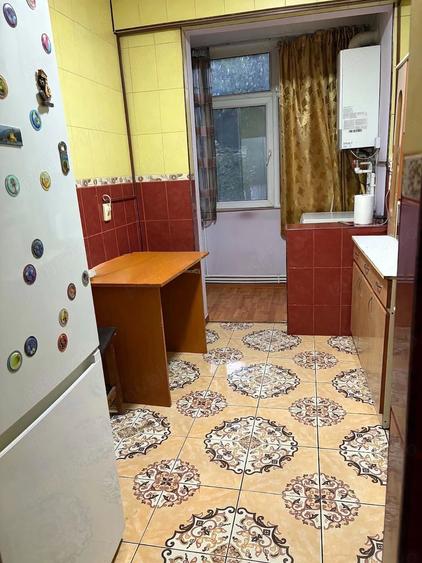 Apartament cu 2 camere semidecomandat în Micro 16