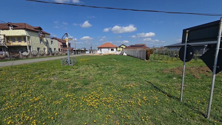 Teren de 480 mp, în Fântânele