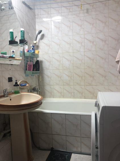 Apartament cu 4 camere nedecomandat, mobilat în Brâncoveanu