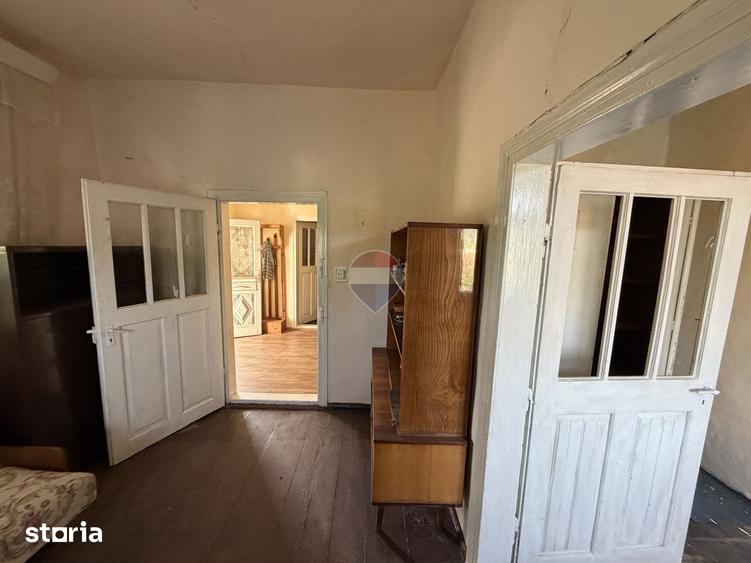 Casă cu 3 camere cu Teren 900 Mp în Soveja
