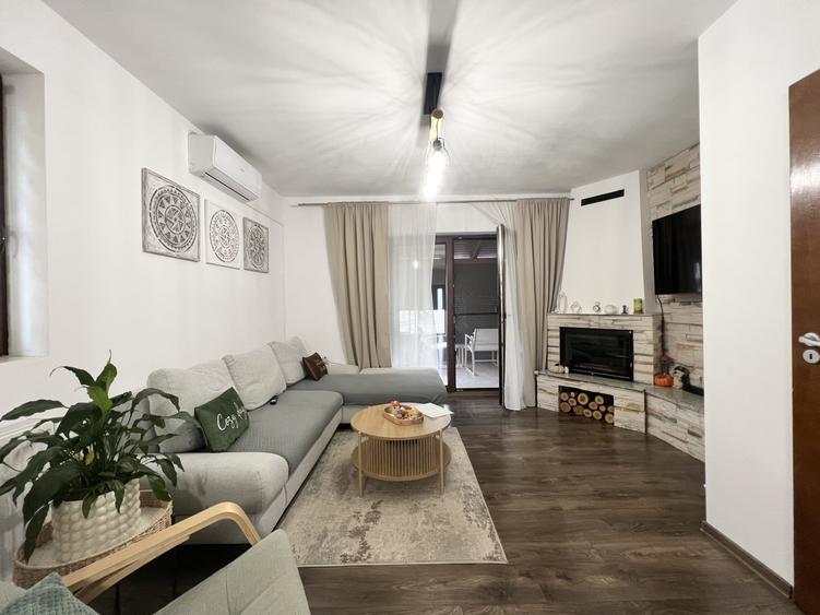 Duplex cu 3 camere cu Canalizare în Torontalului