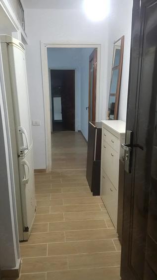 Apartament cu 2 camere semidecomandat în Brotăcei