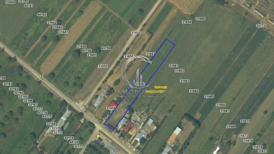 Teren intravilan de 4077 mp, în Vadu Pașii