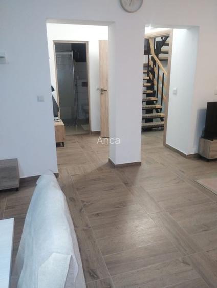 PROPRIETAR Apartament la casa de inchiriat