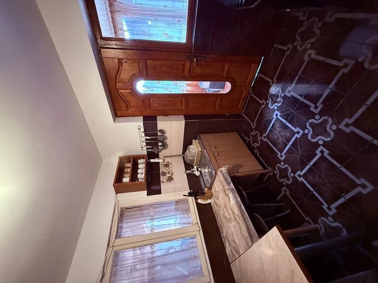 Casă cu Teren 230 Mp în Central