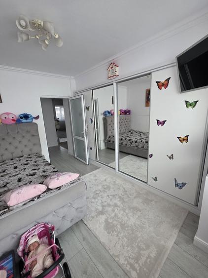 Apartament cu 3 camere decomandat în Burdujeni
