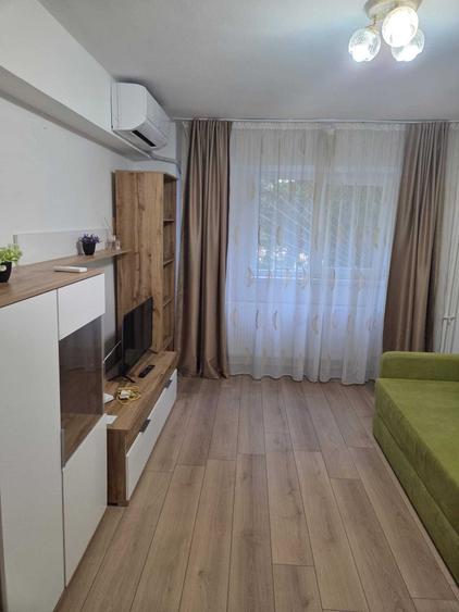 Inchiriere apartament 2 camere decomandat central - 5