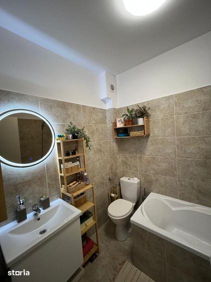 Casă cu 3 camere cu Teren 50 Mp în Central