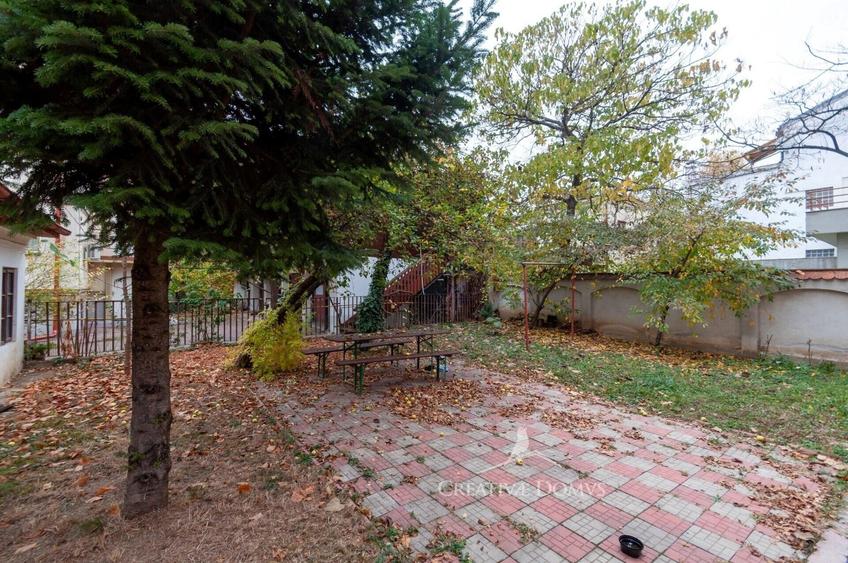 Birou, de 136 mp, în Domenii