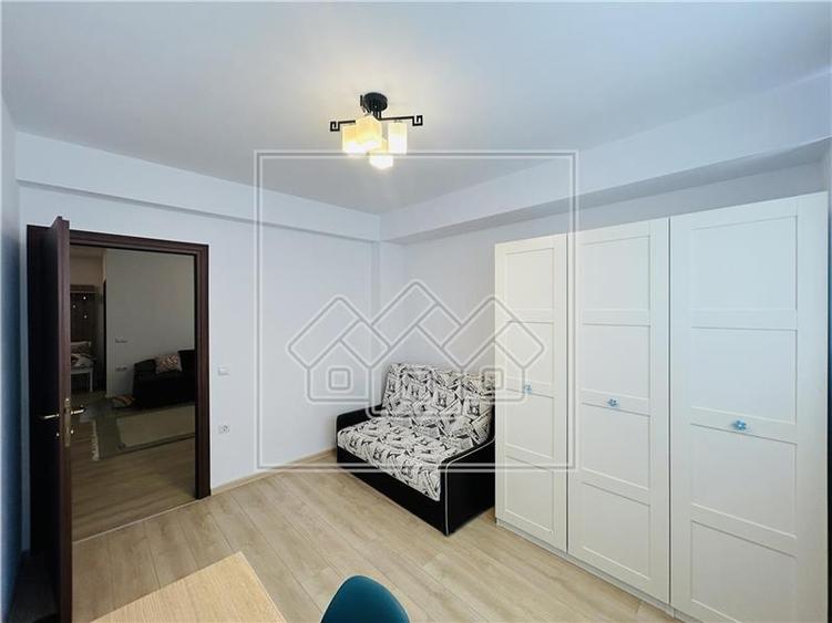 Ap cu 3 camere si balcon, mobilat si utilat, 72 mp, Kogalniceanu - 10