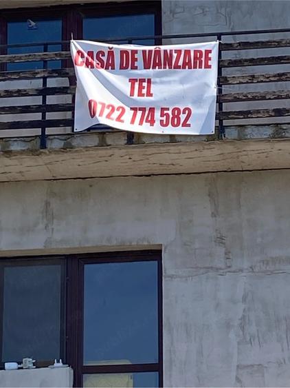 Casă cu 4 camere cu Teren 902 Mp în Central
