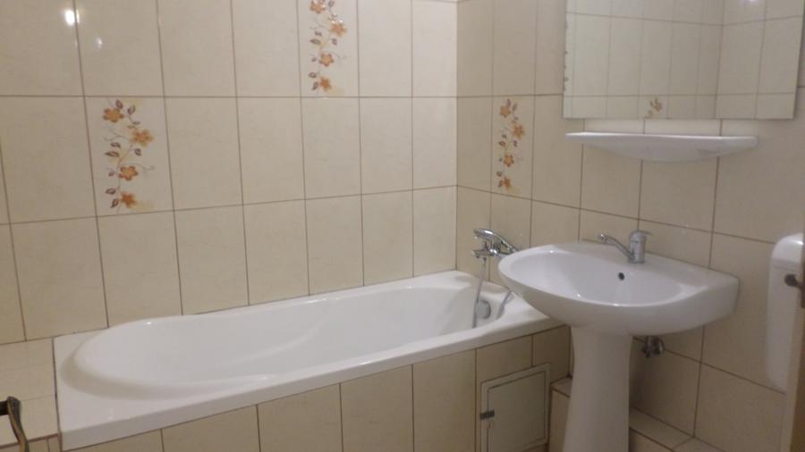 Apartament cu 4 camere decomandat în 13 Septembrie
