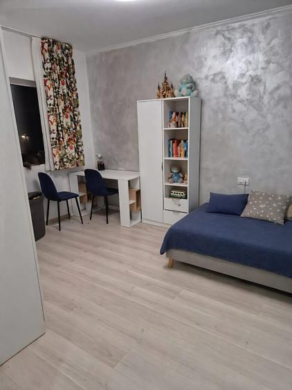 Casă individuală cu 4 camere cu Canalizare în Central