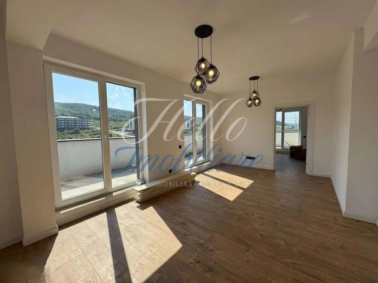 Apartament cu 2 camere decomandat în Florești