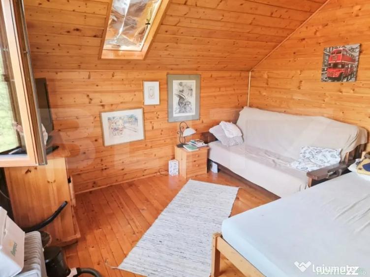Casă cu 3 camere cu Teren 3300 Mp în Bonț