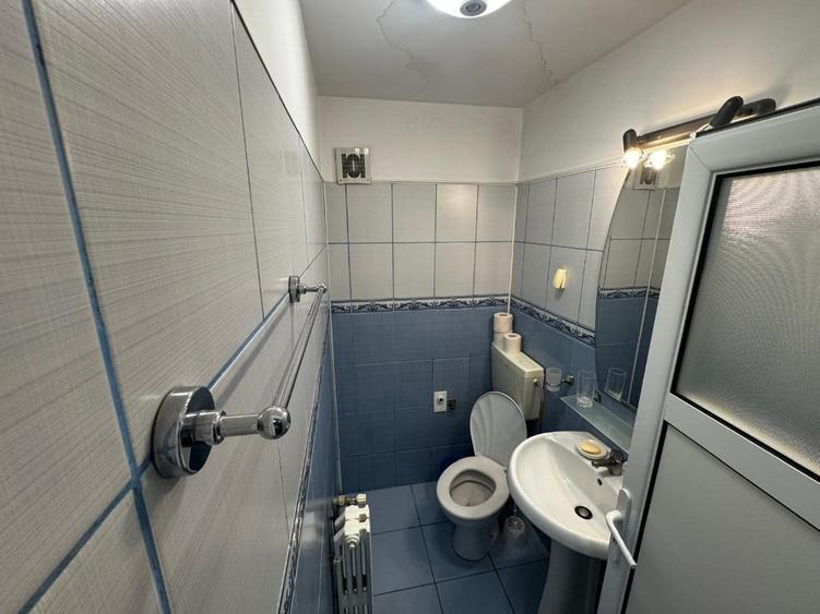 Apartament cu 3 camere decomandat în Semicentral