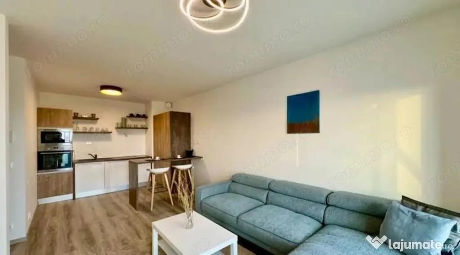 Apartament cu 2 camere semidecomandat în Berceni