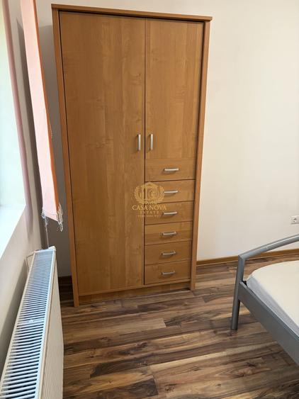 Apartament cu 3 camere decomandat, mobilat în Zorilor