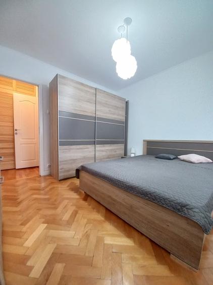 Apartament semidecomandat în Mihai Bravu
