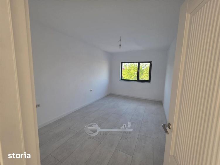 Casă cu 4 camere cu Teren 300 Mp în Miroslava