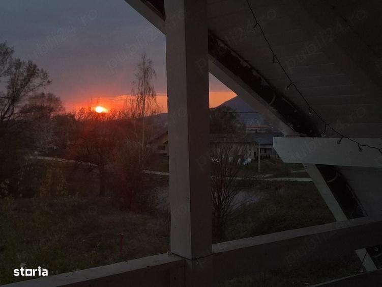 Casă cu 4 camere în Satu Nou de Sus