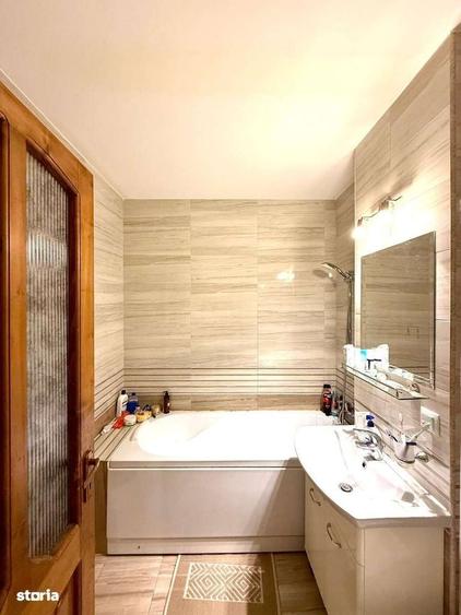 Apartament cu 4 camere în Central