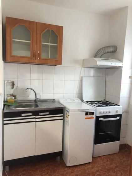 Garsonieră semidecomandată în Calea București