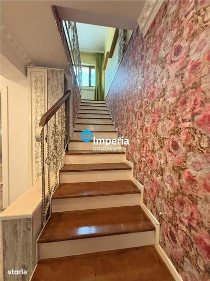 Apartament cu 4 camere în Bucium