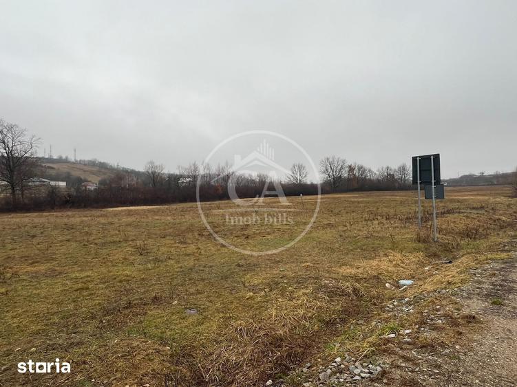 Teren de 3925 mp, în Central