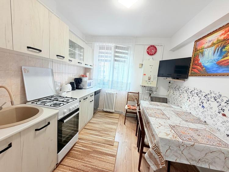 Apartament cu 2 camere semidecomandat în Central