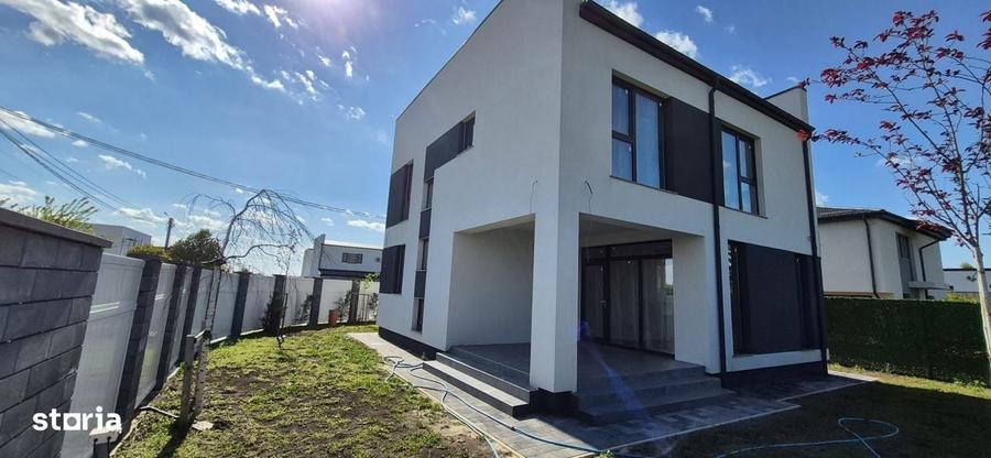 Casă cu 4 camere în Dumbrăveni