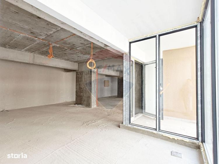 Inchiriere Spatiu Comercial Parter, Terasa 63mp | M. Berceni la 9 min. - 1