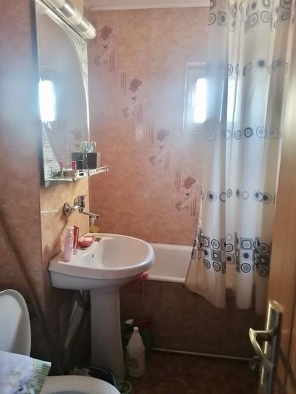 Apartament cu 2 camere decomandat în Exterior Vest
