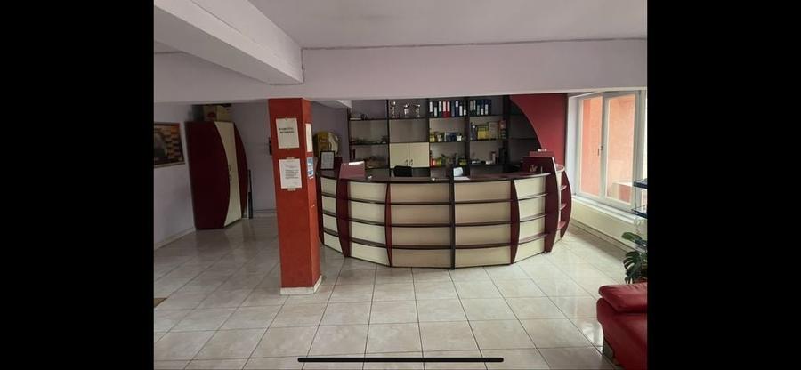 Spațiu comercial, de 250 mp, în Giroc