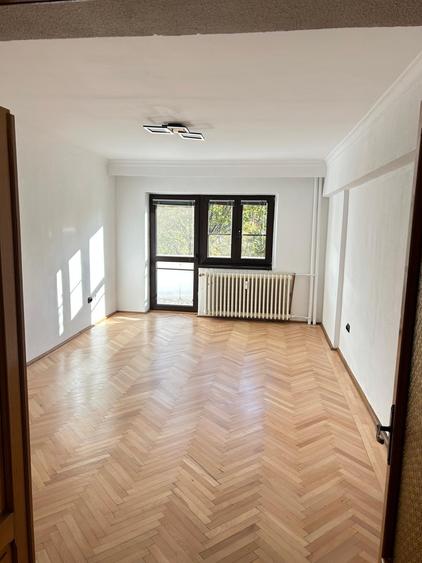 Apartament cu 2 camere decomandat în Unirii