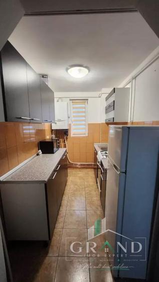 Apartament cu 4 camere decomandat, mobilat în Mărăști
