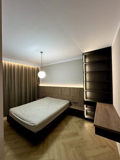 Apartament cu 2 camere decomandat în Exterior Vest