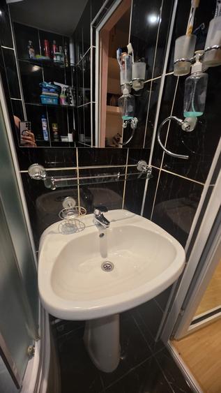 Garsonieră decomandată în Beba Veche