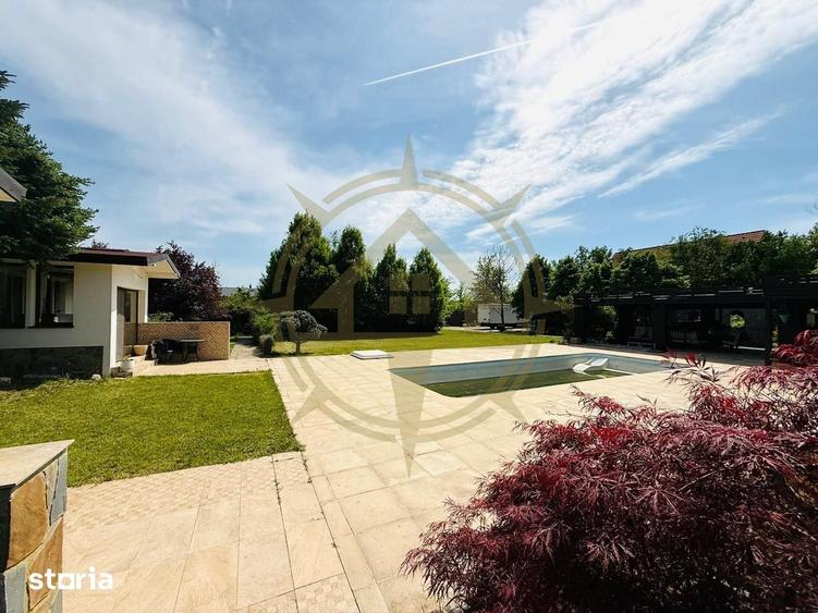 Casă cu Piscina în Corbeanca