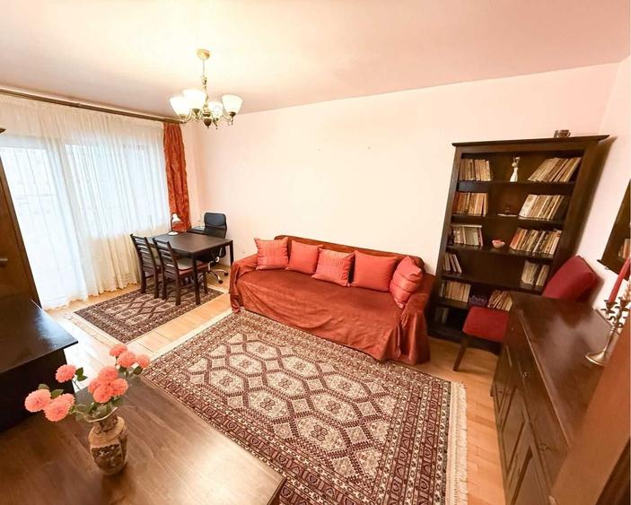 Apartament cu 3 camere decomandat, mobilat în Mănăștur