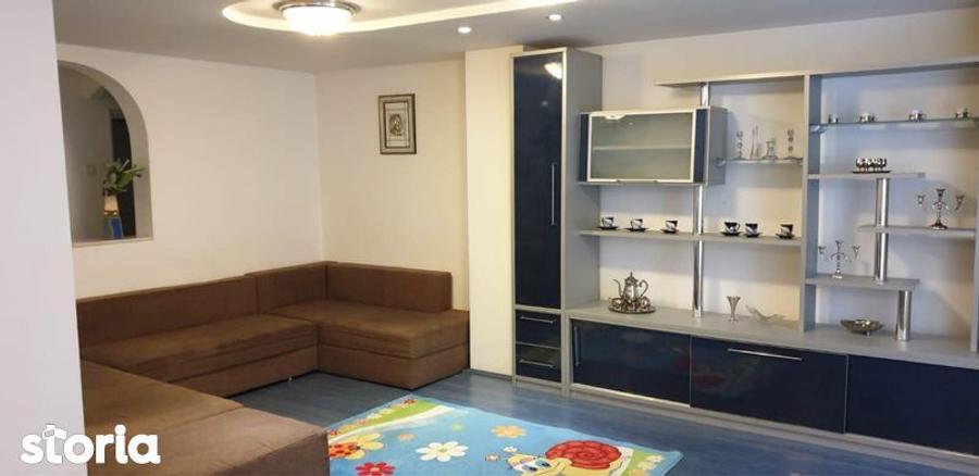 Vand Apartament cu 4 Camere - 3