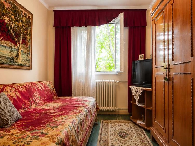 Apartament cu 3 camere decomandat în Brâncoveanu