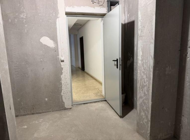 Apartament cu 2 camere decomandat în Exterior Vest
